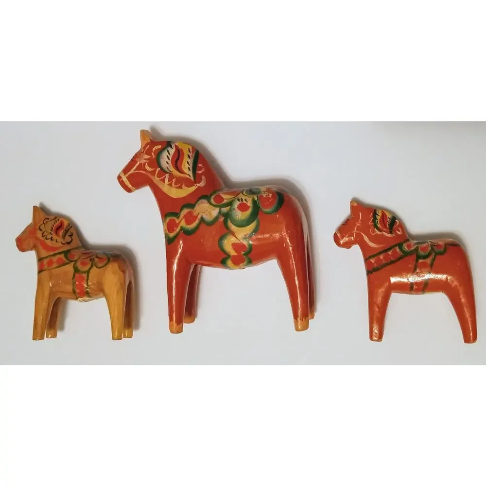 Vintage Authentic Nils Olsson Swedish Dala Horse Set of 3 Nusnäs With Labels